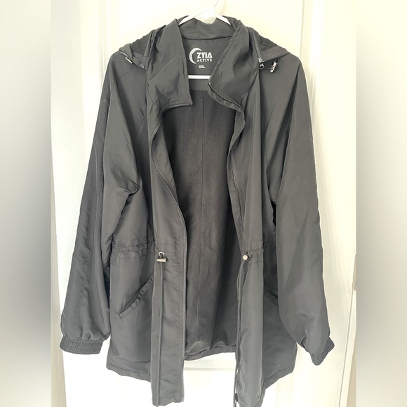 Zyia jacket - Picture 1 of 8